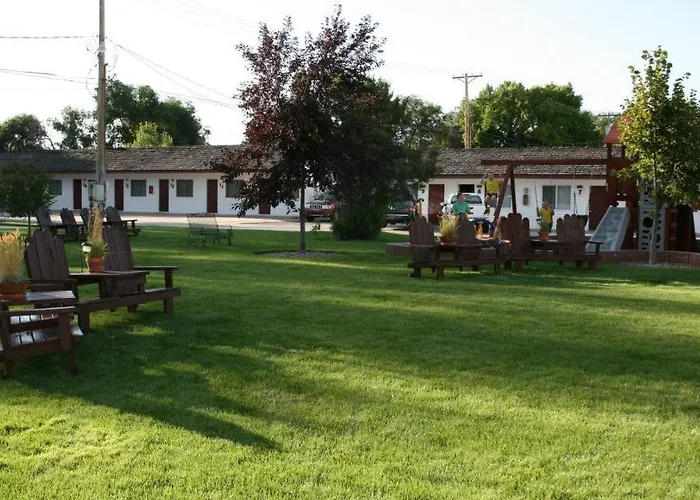 Covered Wagon Wy Hotel Lusk