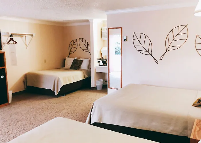 Covered Wagon Wy Hotel